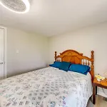 3 Mi To Caesars Casino Indiana Retreat With Patio!